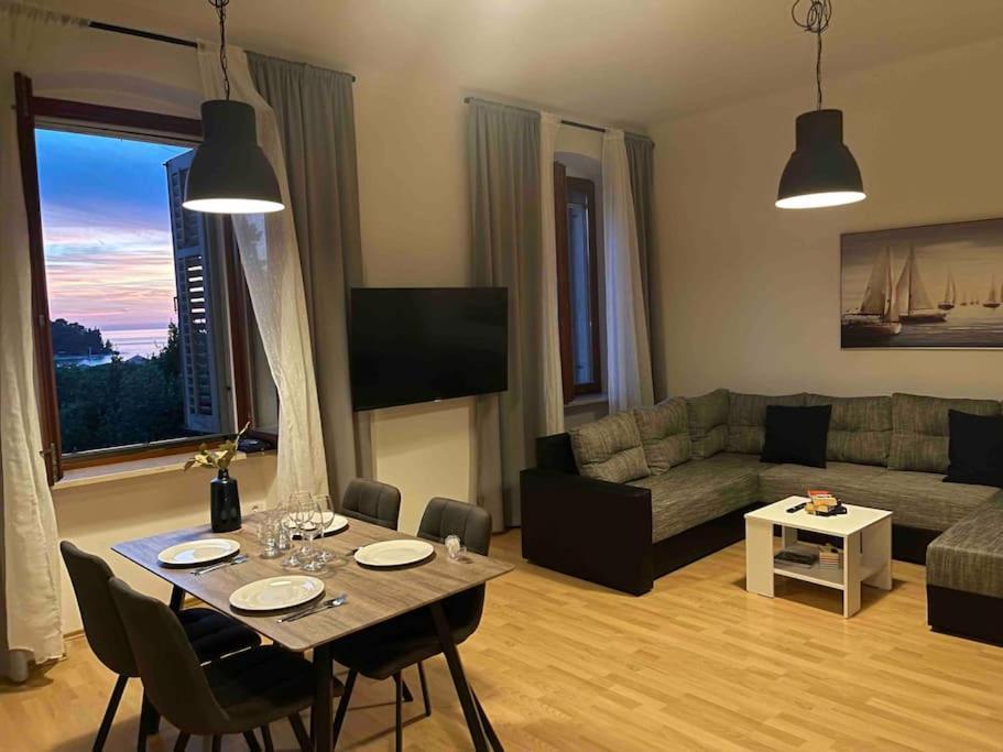 Elena Lägenhet Rovinj Exteriör bild